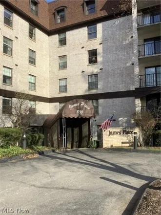 Buy this 1 bed condo on 727 Windrush Drive in Westlake, OH 44145