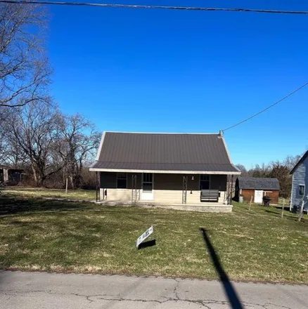 Image 1 - 550 East Cumberland Avenue, Jamestown, Russell County, KY 42629, USA - House for sale