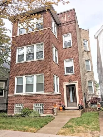 Rent this 1 bed house on 2510 West Ainslie Street in Chicago, IL 60625