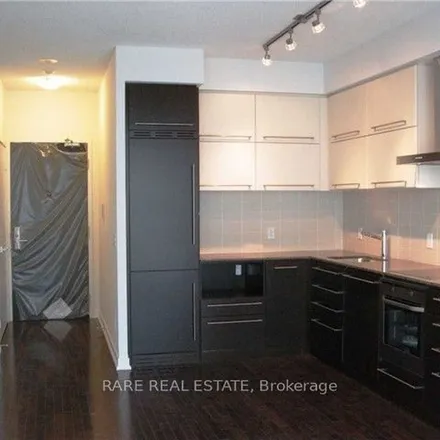 Image 2 - Lumiere Condominiums on Bay, 770 Bay Street, Old Toronto, ON M5G 2J9, Canada - Apartment for rent