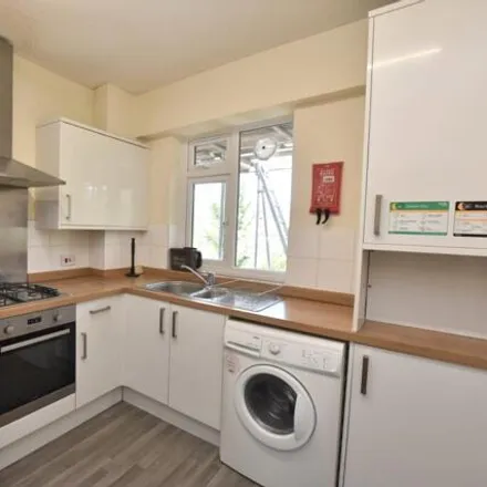 Rent this 3 bed room on 4 Meridian Road in Bristol, BS6 6EG