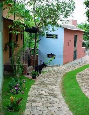 Buy this 7 bed house on Rua Filadélfia in Justinópolis, Ribeirão das Neves - MG