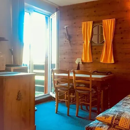 Rent this studio apartment on Les Deux Alpes in Isère, France