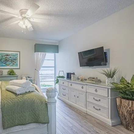 Image 5 - Satellite Beach, FL, 32937 - Apartment for rent