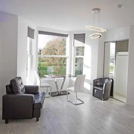 Rent this studio apartment on Pearson Park Bowling Pavilion in Pearson Park, Hull