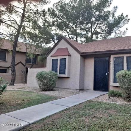 Buy this 3 bed townhouse on 8111 West Wacker Road in Peoria, AZ 85381
