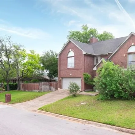 Image 2 - 9233 Knoll Crest Loop, Austin, Texas, 78759 - House for rent