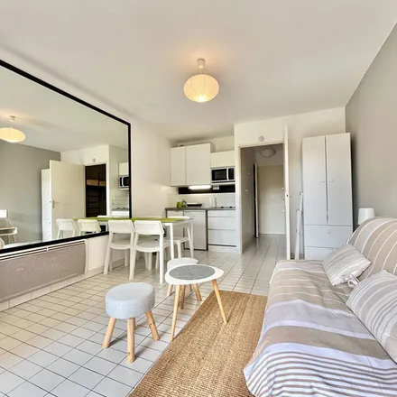 Rent this 1 bed apartment on 36 Avenue de Lauterbourg in 69160 Tassin-la-Demi-Lune, France