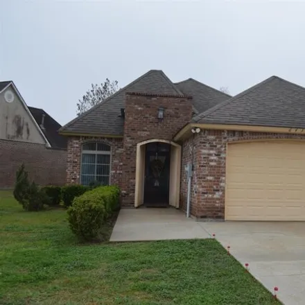 Buy this 3 bed house on 6555 Patio Court in Ascension Parish, LA 70737