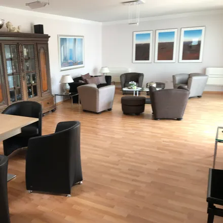 Rent this 4 bed apartment on Höhenweg 38 in 47447 Moers, Germany