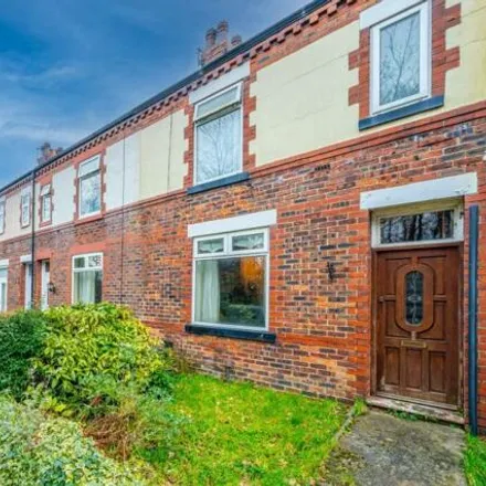 Buy this 2 bed townhouse on The Mini Supermarket in Cronton Avenue, Knowsley