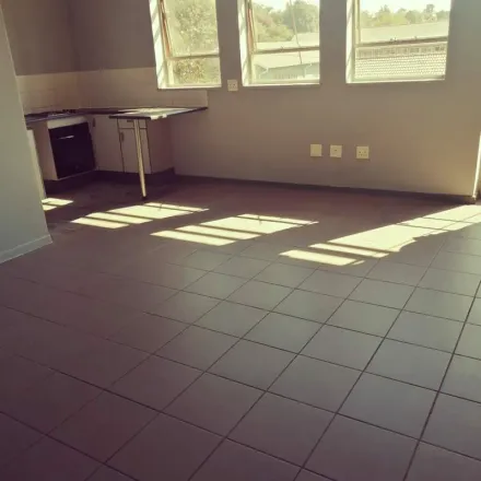 Image 2 - unnamed road, Rossmore, Johannesburg, 2001, South Africa - Apartment for rent