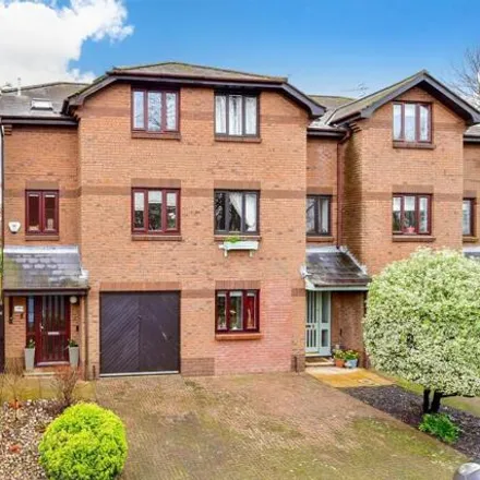 Buy this 3 bed townhouse on Penfolds Place in Arundel, BN18 9SA