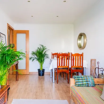Rent this 2 bed apartment on Rua Vera Cruz in 2780-316 Oeiras, Portugal