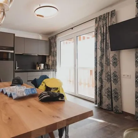Rent this 2 bed apartment on Volksschule Dienten in Dorf, 5652 Höfl-Zachhof