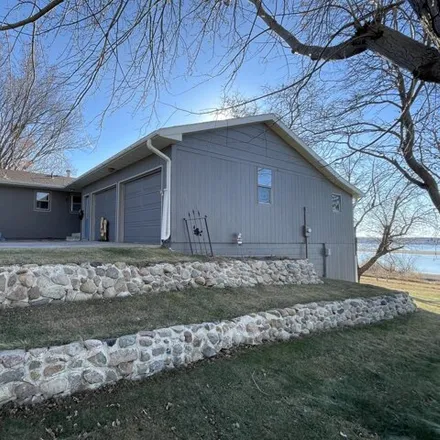 Image 7 - 1311 Kennedy Memorial Drive, Mobridge, SD 57601, USA - House for sale