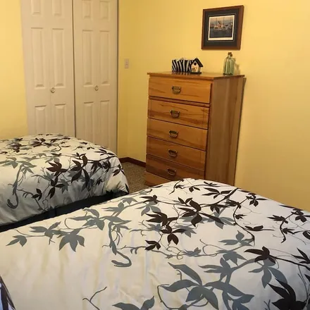 Rent this 2 bed apartment on SAANICHTON in Saanichton, BC V8M 1T3