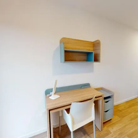 Rent this studio room on Asnières-sur-Seine