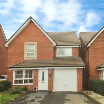 Buy this 3 bed house on Flower Garden Drive in Lower Farm Estates, Nuneaton