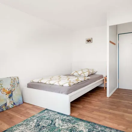 Rent this 1 bed apartment on Holsteiner Straße in 39122 Magdeburg, Germany