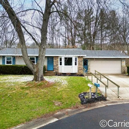 Buy this 4 bed house on 3557 Las Vegas Drive Northeast in Plainfield Charter Township, MI 49306