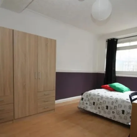 Rent this 1 bed apartment on Morpeth School in Portman Place, London