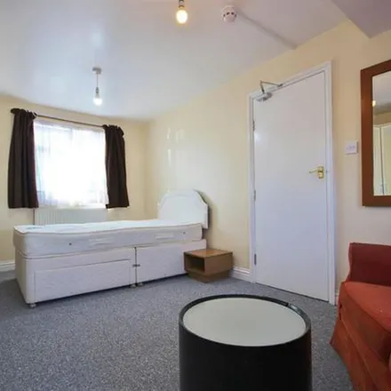 Rent this 1 bed apartment on Ashgrove Road in Seven Kings, London