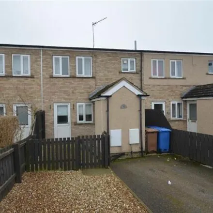 Rent this 3 bed townhouse on Millennium Way in Goole, DN14 5AX