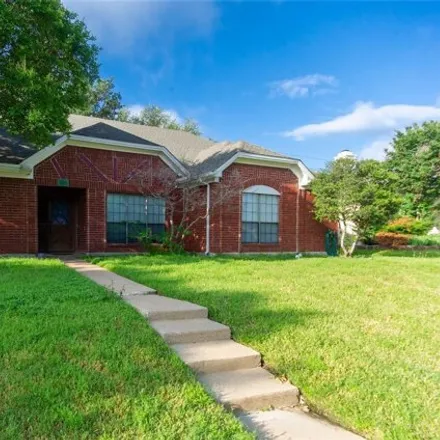 Image 3 - 1544 Glenmore Drive, Lewisville, TX 75077, USA - House for sale