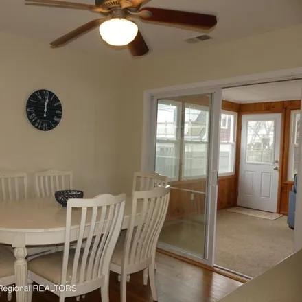 Image 6 - 108 Parkway, Point Pleasant Beach, NJ 08742, USA - House for rent