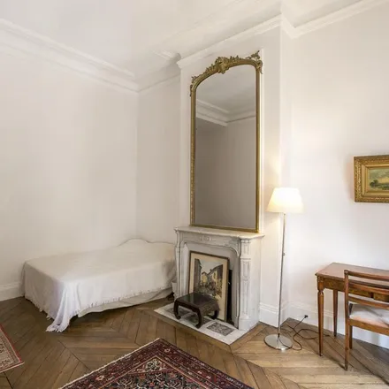 Image 4 - 5 v Place du Général Catroux, 75017 Paris, France - Apartment for rent