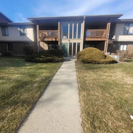 Buy this 2 bed condo on 769 Garden Circle in Streamwood, IL 60107