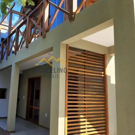 Buy this 5 bed house on Avenida Vicente Attanásio in Itapirubá, Imbituba - SC