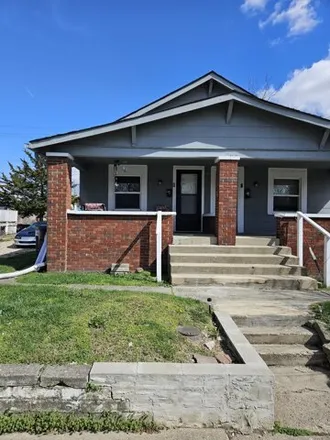 Image 1 - 833 North Gladstone Avenue, Indianapolis, IN 46201, USA - House for rent
