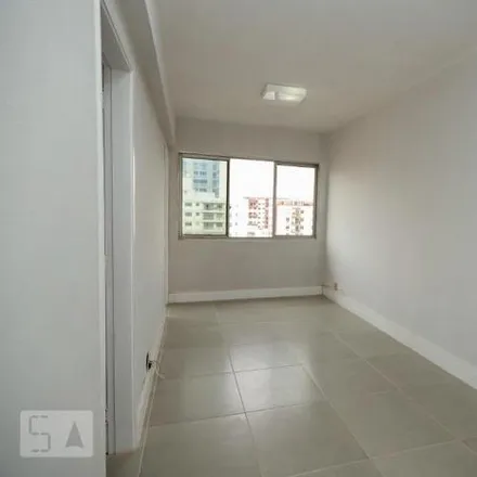 Rent this 2 bed apartment on Padaria Gentil in Rua Pedro de Carvalho, Méier