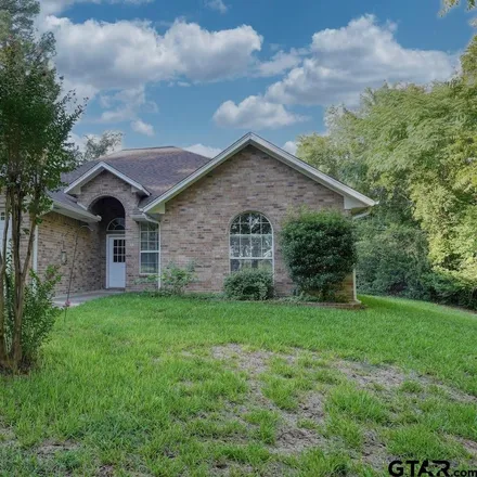 Buy this 3 bed house on 210 Hilltop Lane in Hideaway, Smith County