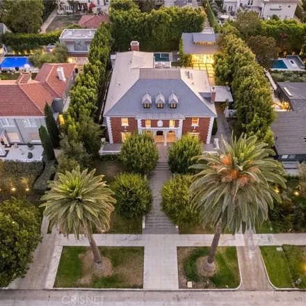 Rent this 7 bed house on 317 South Windsor Boulevard in Los Angeles, CA 90020
