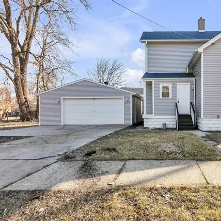 Buy this 4 bed house on 6269 13th Avenue in Kenosha, WI 53143
