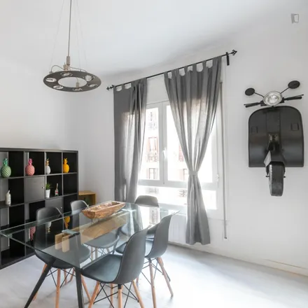 Image 5 - Carrer dels Madrazo, 85, 08006 Barcelona, Spain - Apartment for rent