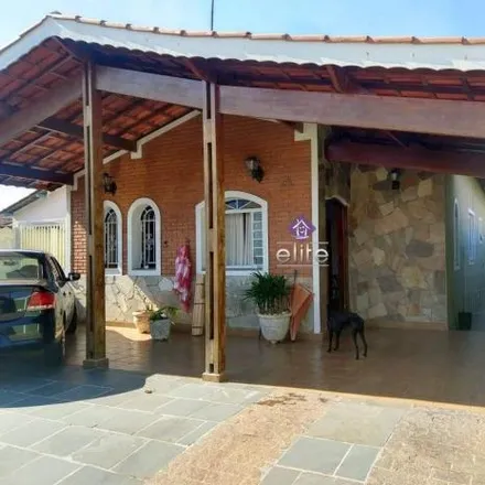 Buy this 3 bed house on Rua Pedro de Vasconcelos in Vila Thaís, Atibaia - SP