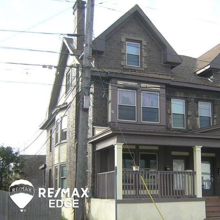 Rent this 6 bed house on W 5th St in Flint, MI