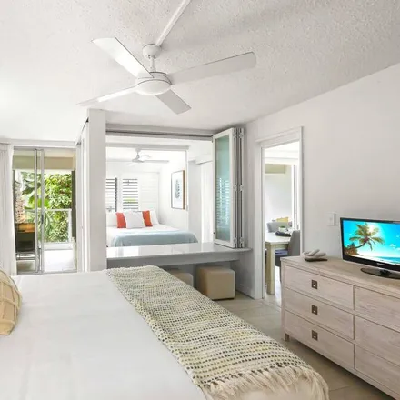 Rent this 2 bed condo on Palm Cove QLD 4879