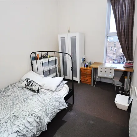 Rent this 3 bed apartment on Osborne Terrace Car Park in Osborne Terrace, Newcastle upon Tyne