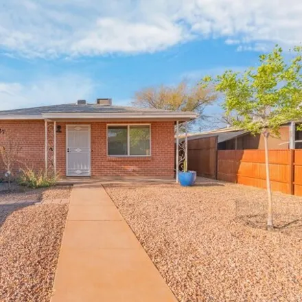 Buy this 4 bed house on 1271 East Miles Street in Tucson, AZ 85719