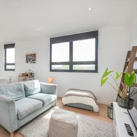 Image 1 - Vision House, 3, 3a Dee Road, London, TW9 2JN, United Kingdom - Apartment for sale