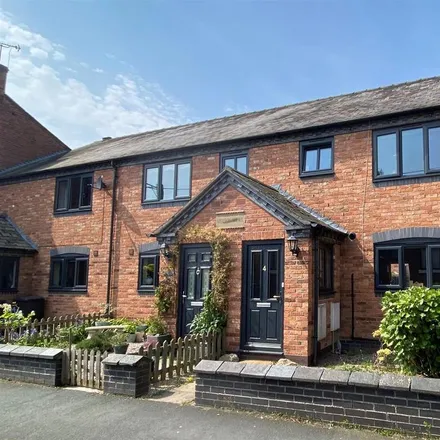 Rent this 3 bed townhouse on Alkington Road in Whitchurch, SY13 1TF