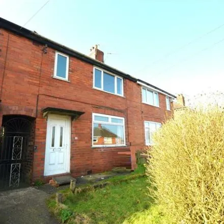 Buy this 2 bed townhouse on Crestfield Road in Longton, ST3 5NN