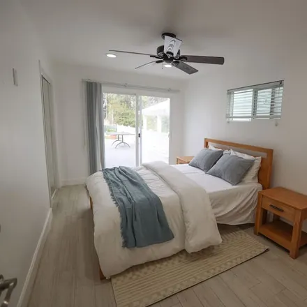 Rent this 2 bed house on Manhattan Beach in CA, 90292