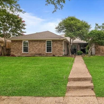 Buy this 3 bed house on 18826 Tupelo Ln in Dallas, Texas