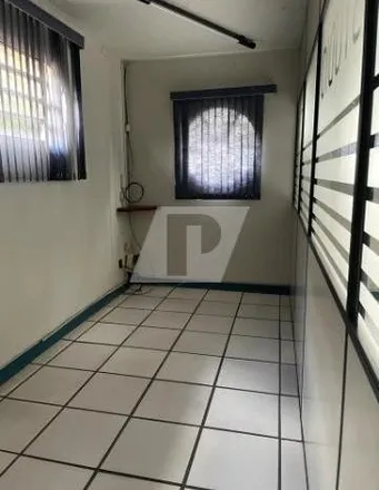 Rent this 3 bed house on Shopping Center Cidade Alta in Rua Voluntários de Piracicaba, Cidade Alta